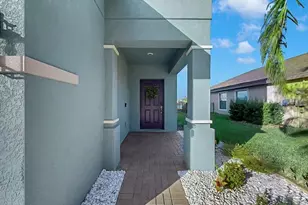 10136 Newminster Loop, Ruskin, FL 33573 - Photo 21