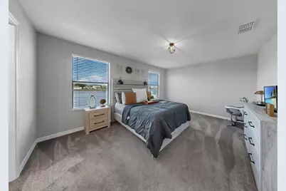 10136 Newminster Loop, Ruskin, FL 33573 - Photo 5