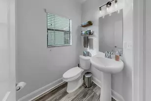 10136 Newminster Loop, Ruskin, FL 33573 - Photo 13