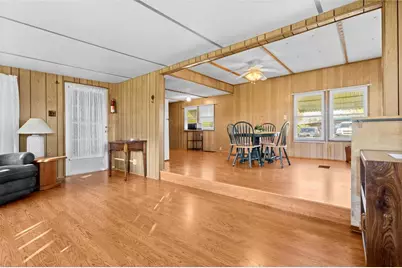 38755 New Jersey Avenue, Zephyrhills, FL 33542 - Photo 13