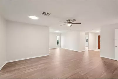 2009 Hereford Drive, Sun City Center, FL 33573 - Photo 5