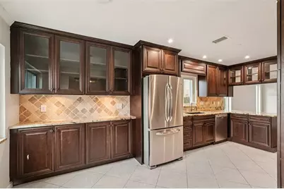 2009 Hereford Drive, Sun City Center, FL 33573 - Photo 11