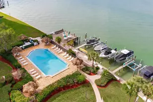 736 Island Way, Clearwater Beach, FL 33767 - Photo 15