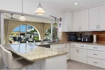 1394 51st Avenue NE, Saint Petersburg, FL 33703 - Photo 25