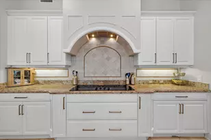 4102 Causeway Vista Dr, Tampa, FL 33615 - Photo 45