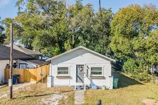 8006 N Klondyke St, Tampa, FL 33604 - Photo 1
