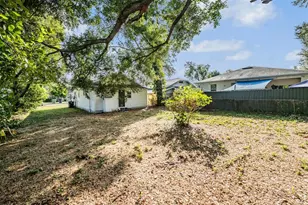 8006 N Klondyke St, Tampa, FL 33604 - Photo 27