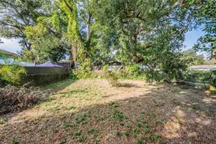 8006 N Klondyke St, Tampa, FL 33604 - Photo 23