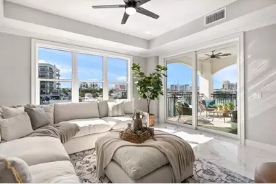 211 Dolphin Point #202, Clearwater Beach, FL 33767 - Photo 5