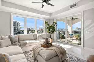 211 Dolphin Point, Clearwater Beach, FL 33767 - Photo 5