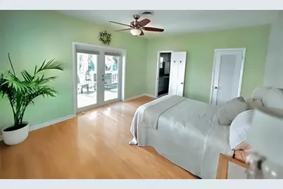 401 Whitcomb Boulevard, Tarpon Springs, FL 34689 - Photo 39