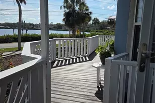 401 Whitcomb Blvd, Tarpon Springs, FL 34689 - Photo 1