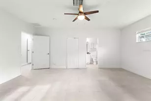 202 S Shore Crest Dr, Tampa, FL 33609 - Photo 33