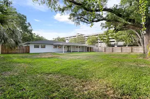 202 S Shore Crest Dr, Tampa, FL 33609 - Photo 29