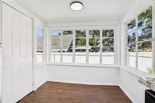 305 28th St S, Saint Petersburg, FL 33712 - Photo 25