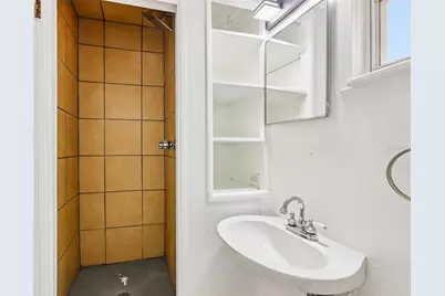 305 28th Street S, Saint Petersburg, FL 33712 - Photo 25