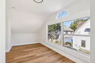 305 28th St S, Saint Petersburg, FL 33712 - Photo 31