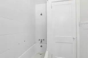 305 28th St S, Saint Petersburg, FL 33712 - Photo 23