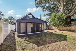 305 28th St S, Saint Petersburg, FL 33712 - Photo 43