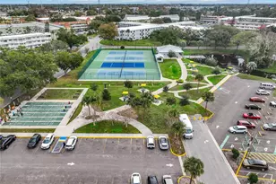 2210 Utopian Dr E, Clearwater, FL 33763 - Photo 33