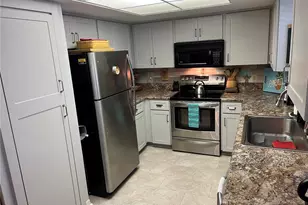 2210 Utopian Dr E, Clearwater, FL 33763 - Photo 5