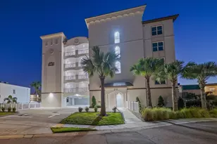 211 Dolphin Point, Clearwater Beach, FL 33767 - Photo 31