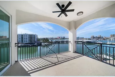211 Dolphin Point #403, Clearwater Beach, FL 33767 - Photo 3