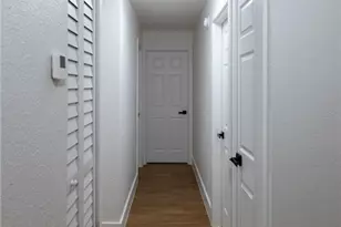 5248 King St, Zephyrhills, FL 33542 - Photo 19