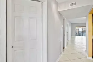 1918 Pelican Landing Blvd, Clearwater, FL 33762 - Photo 5
