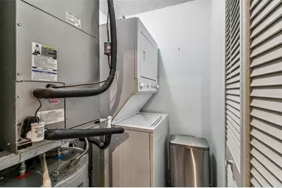 3325 37th Way S #C, Saint Petersburg, FL 33711 - Photo 15