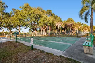3325 37th Way S, Saint Petersburg, FL 33711 - Photo 43