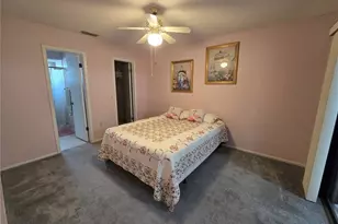 8055 Picketts Ct, Weeki Wachee, FL 34613 - Photo 11