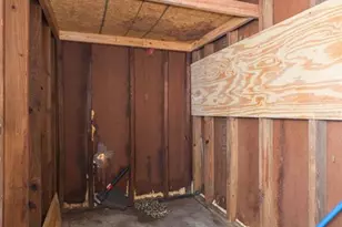 5016 S 86th St, Tampa, FL 33619 - Photo 31