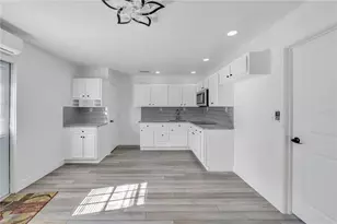 8204 Kirkwood Dr, Tampa, FL 33634 - Photo 35