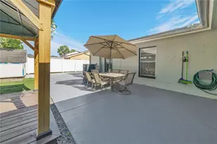 8204 Kirkwood Dr, Tampa, FL 33634 - Photo 31