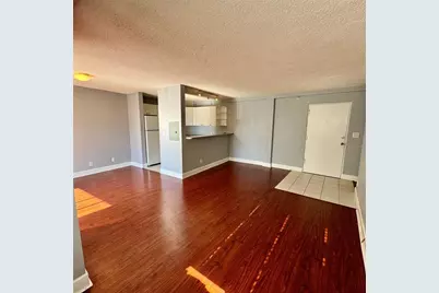 3315 58th Avenue S #204, Saint Petersburg, FL 33712 - Photo 3