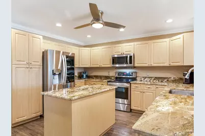 521 Pinellas Bayway S #107, Saint Petersburg, FL 33715 - Photo 17