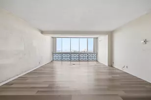 31 Island Way, Clearwater Beach, FL 33767 - Photo 7