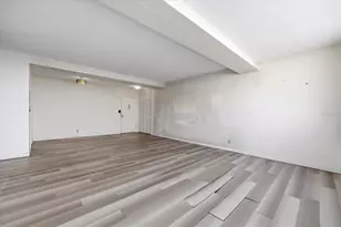 31 Island Way, Clearwater Beach, FL 33767 - Photo 17