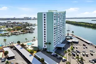 31 Island Way, Clearwater Beach, FL 33767 - Photo 33