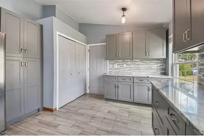 12030 Colonial Estates Lane, Riverview, FL 33579 - Photo 5