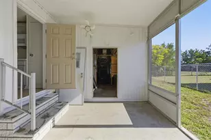 15372 Brookridge Blvd, Brooksville, FL 34613 - Photo 37