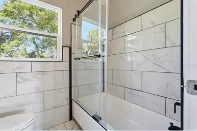 201 83rd Avenue N, Saint Petersburg, FL 33702 - Photo 9