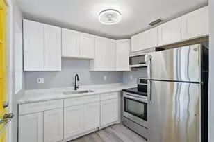 201 83rd Ave N, Saint Petersburg, FL 33702 - Photo 13