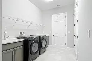 3586 Recurve Cir, Sarasota, FL 34240 - Photo 45