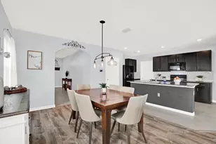 32620 Abby Lax Ln, Wesley Chapel, FL 33543 - Photo 11