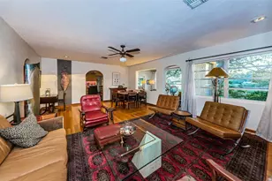 330 N Spring Blvd, Tarpon Springs, FL 34689 - Photo 9