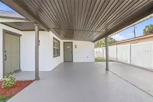 8012 Dell Dr, Tampa, FL 33615 - Photo 31