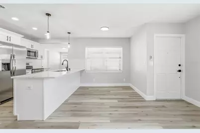 8012 Dell Drive, Tampa, FL 33615 - Photo 5