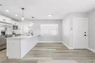 8012 Dell Dr, Tampa, FL 33615 - Photo 5